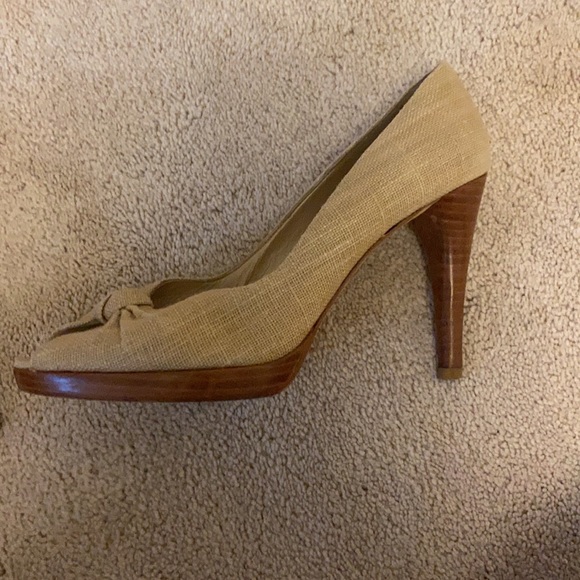 Stuart Weitzman Heels 3.5 inch - Picture 2 of 2